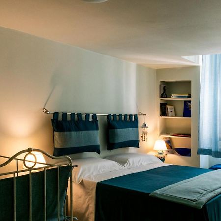 Апартаменти Palazzo Vaaz Мола-ді-Барі Екстер'єр фото